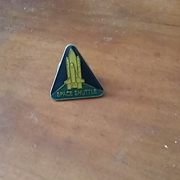 Pin - Picture 1 of 2